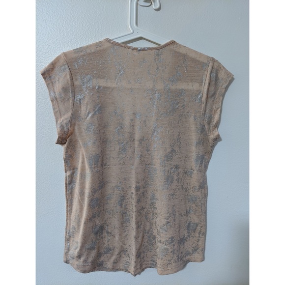 H&M T-shirt - Picture 3 of 3